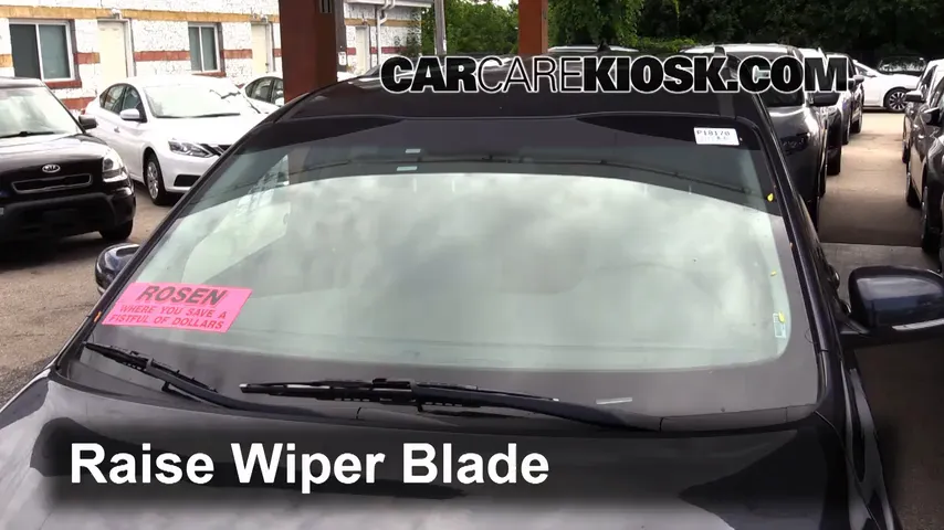 2015 Kia Sedona LX 3.3L V6 Windshield Wiper Blade (Front) Replace Wiper Blades